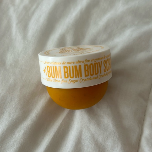Sol de janeiro body scrub - Picture 1 of 2
